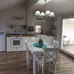 Chic & Beauty Nocleg ze śniadaniem 3*