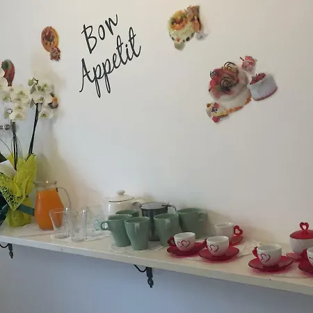 Chic & Beauty Bed & Breakfast 3*