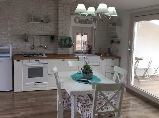 Chic & Beauty Bed and breakfast 3*